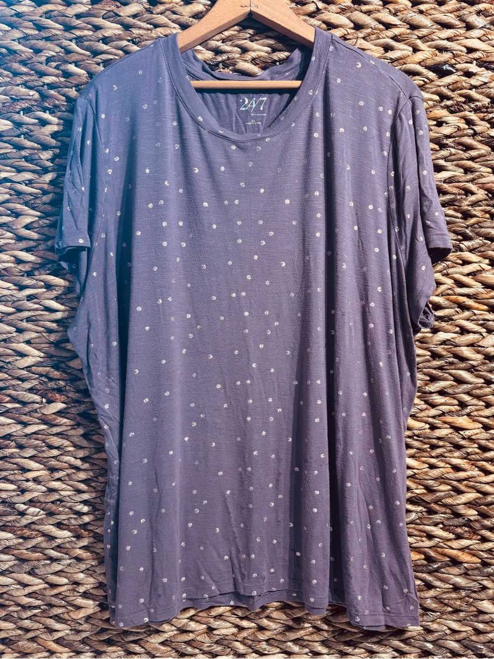 Maurices Slate Gray Short Sleeve Tee with White Dot Print